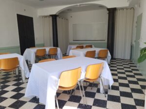14 SALLE COLONNE